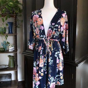 💞Lightweight Navy Blue Floral Front Tie Bath Robe